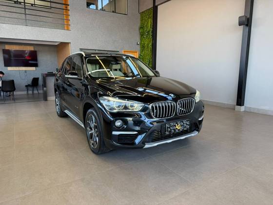 BMW X1 2.0 16V TURBO ACTIVEFLEX SDRIVE20I X-LINE 4P AUTOMÁTICO BMW X1 2.0 16V TURBO ACTIVEFLEX SDRIVE20I X-LINE 4P AUTOMÁTICO